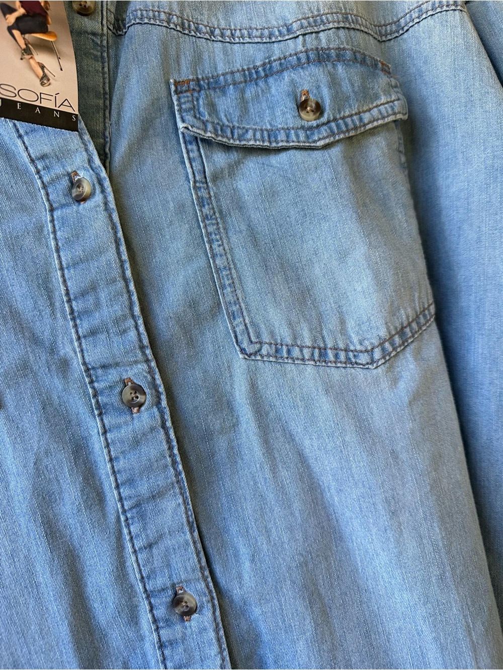 SOFIA by Sofia Vergara Light Blue Denim Shirt with Red Tag - Picture 3 of 6